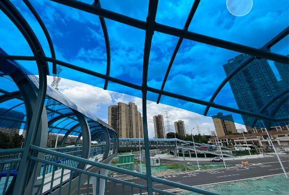 花季网站入口阳光板防紫外线吗？